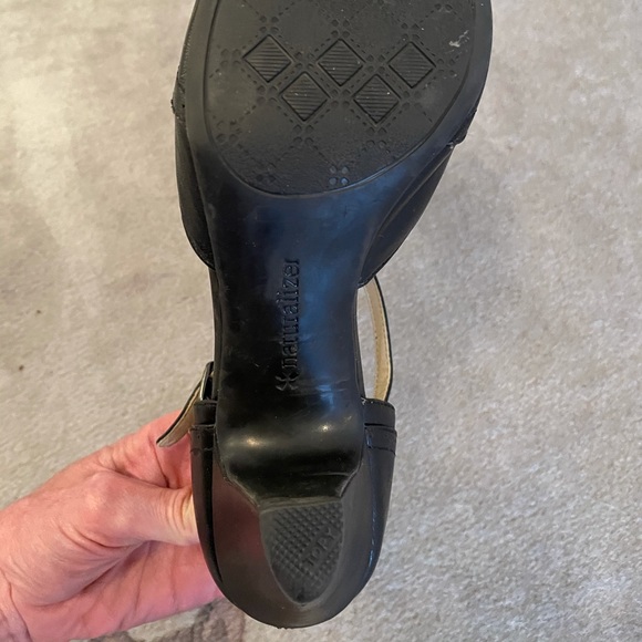 Naturalizer heels 10 - Picture 5 of 8
